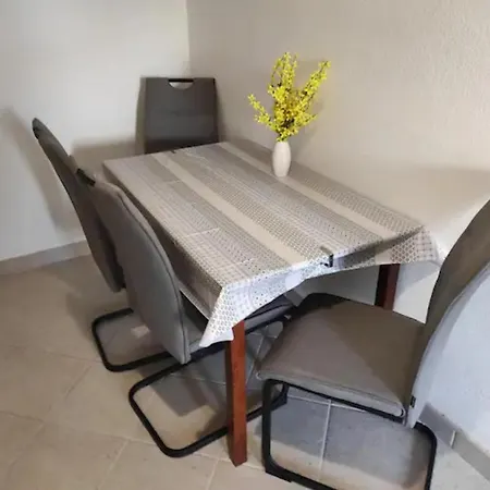 Bellacosta Iii Apartament *