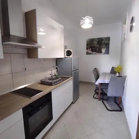 Apartament Bellacosta Iii *